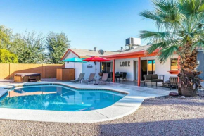 Larkspur Villa - Lovely & Entertaining Hot Tub with pool, resort living!